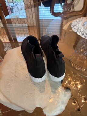 Men's Black Slip-On Sneaker with White Sole